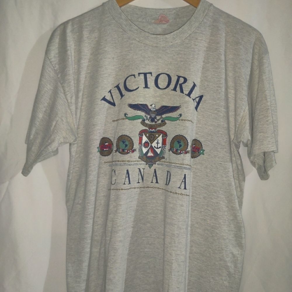 Impressions Canada Vintage Victoria Canada Tshirt Single Stitch Size: Large